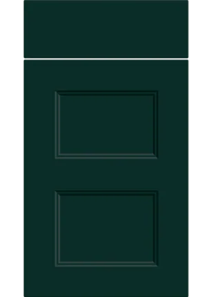 Aldridge door in Supermatt Fir Green