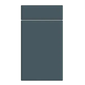 Lincoln door in Supermatt Alby Blue