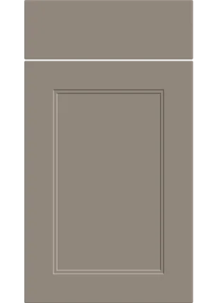 Rowen door in Matt Dakkar