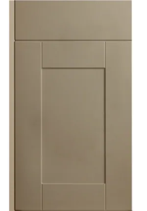 Shaker door in Matt Dakkar